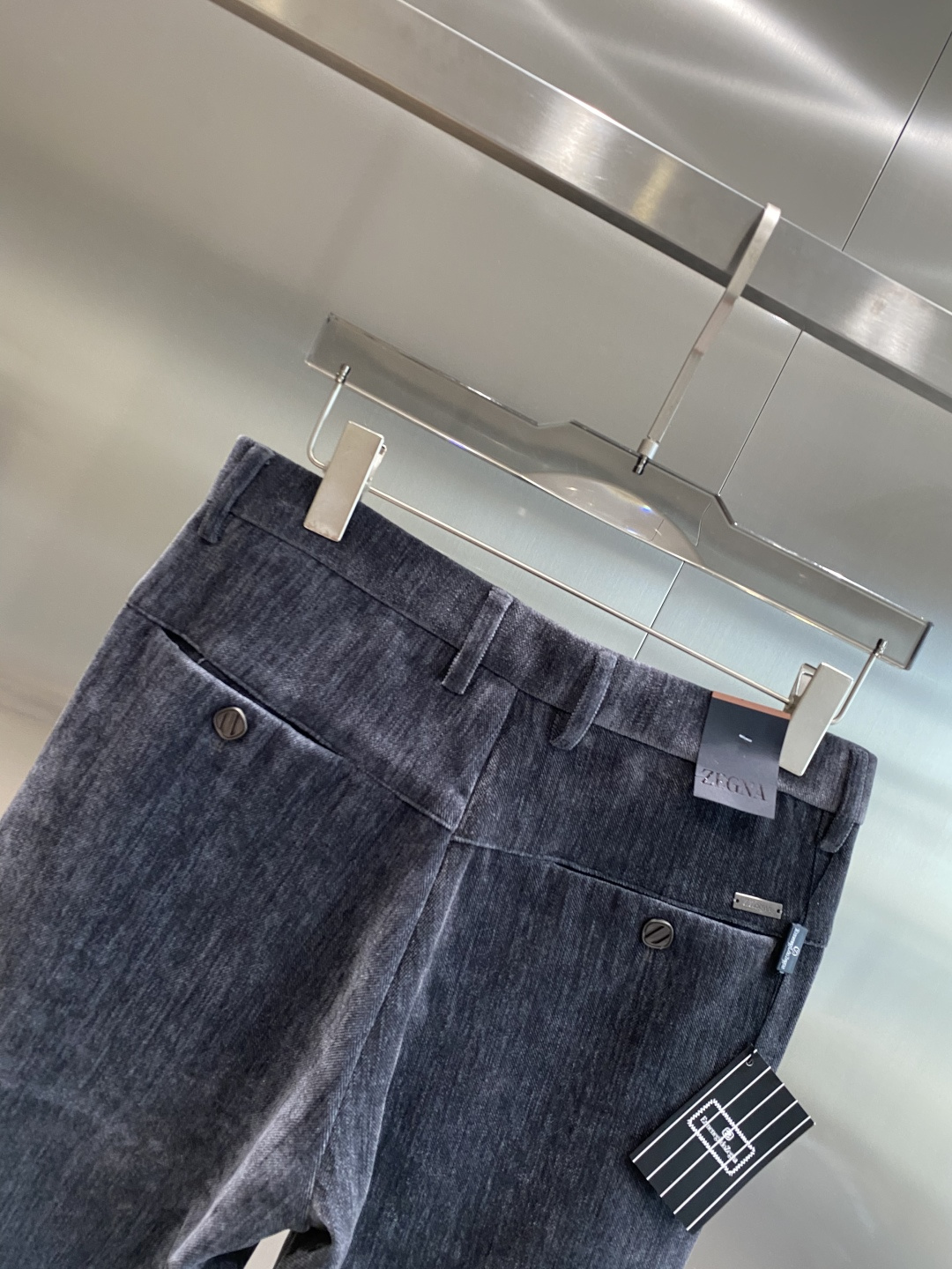 🌾售后✅ 《𝙉𝙚𝙬🤍🖤杰尼家》2025秋冬新品休闲裤西裤，官网同步发售，裤身工艺设计，进口客供辅料、面料