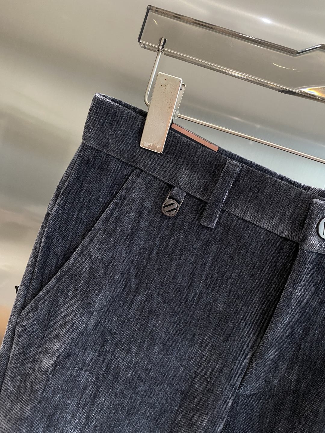 🌾售后✅ 《𝙉𝙚𝙬🤍🖤杰尼家》2025秋冬新品休闲裤西裤，官网同步发售，裤身工艺设计，进口客供辅料、面料