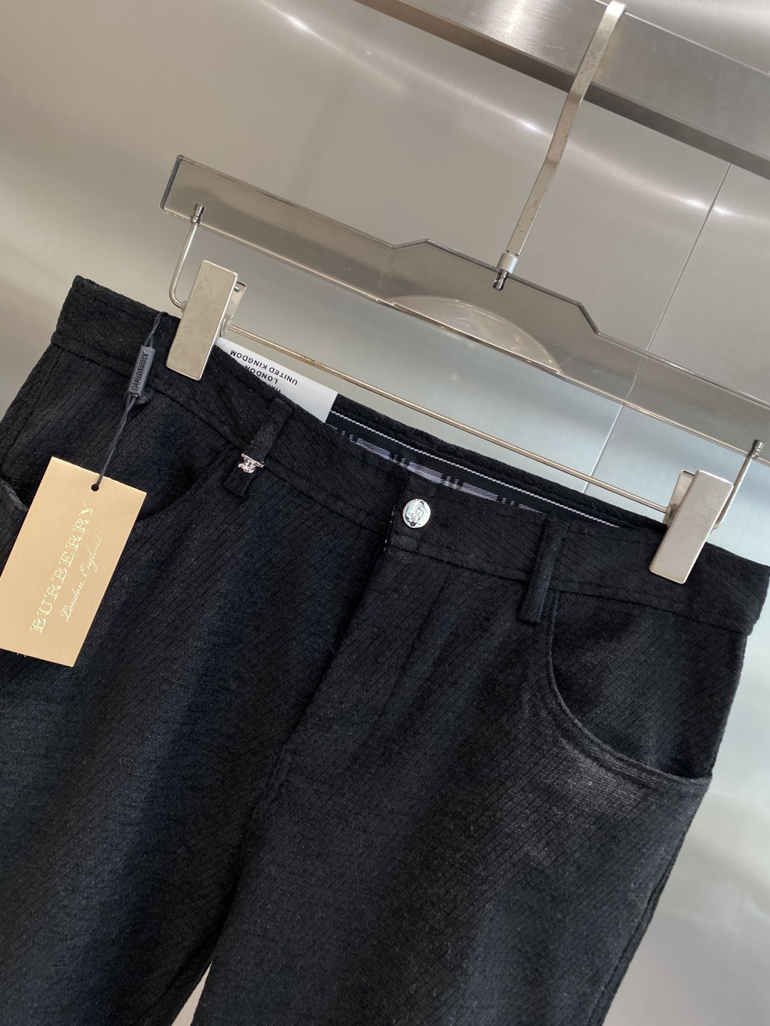 🌾售后✅ 《𝙉𝙚𝙬🤍🖤巴家》2025秋冬新品休闲裤西裤，官网同步发售，裤身工艺设计，进口客供辅料、面料定