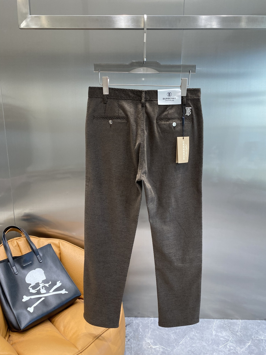 🌾售后✅ 《𝙉𝙚𝙬🤍🖤巴家》2025秋冬新品休闲裤西裤，官网同步发售，裤身工艺设计，进口客供辅料、面料定