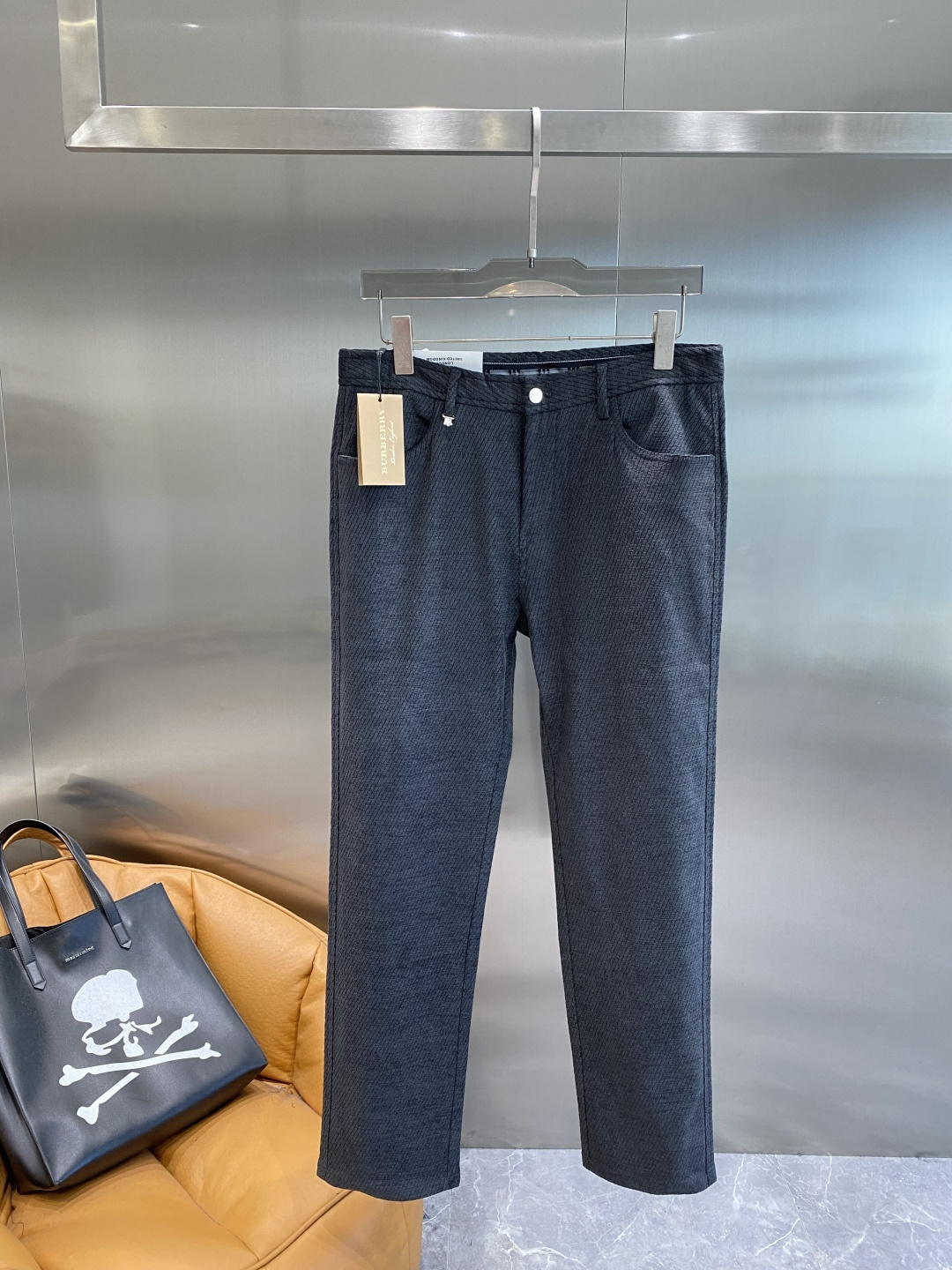 🌾售后✅ 《𝙉𝙚𝙬🤍🖤巴家》2025秋冬新品休闲裤西裤，官网同步发售，裤身工艺设计，进口客供辅料、面料定