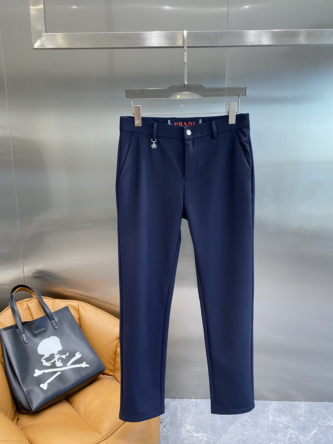 《🌾售后✅ 𝙉𝙚𝙬🤍🖤普家》2025秋冬新品休闲裤西裤，官网同步发售，裤身工艺设计，进口客供辅料、面料定