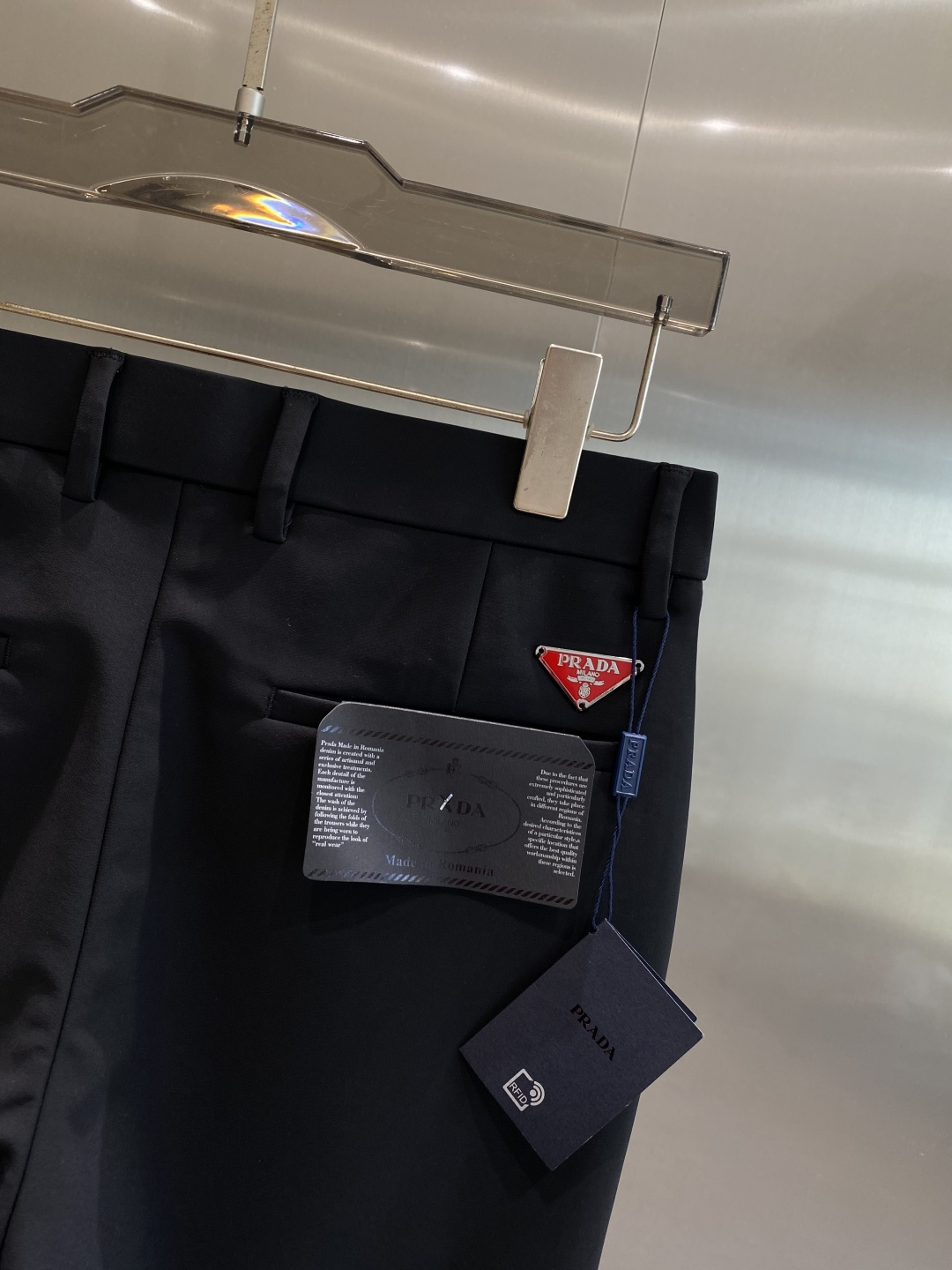 《🌾售后✅ 𝙉𝙚𝙬🤍🖤普家》2025秋冬新品休闲裤西裤，官网同步发售，裤身工艺设计，进口客供辅料、面料定