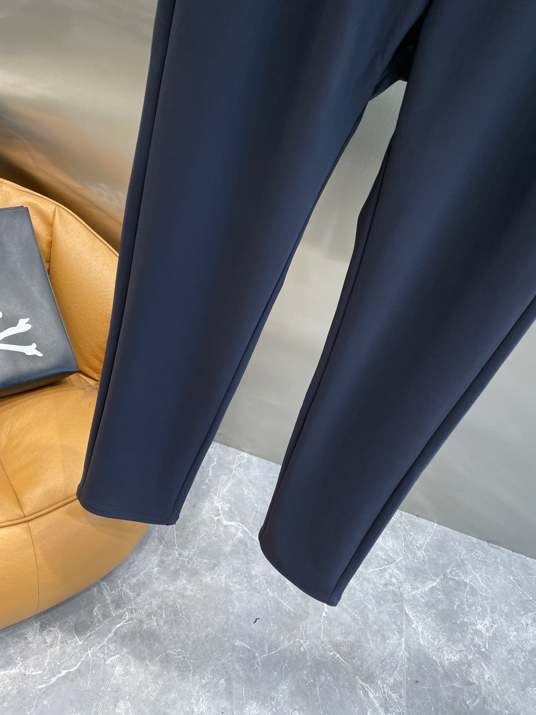 《🌾售后✅ 𝙉𝙚𝙬🤍🖤普家》2025秋冬新品休闲裤西裤，官网同步发售，裤身工艺设计，进口客供辅料、面料定