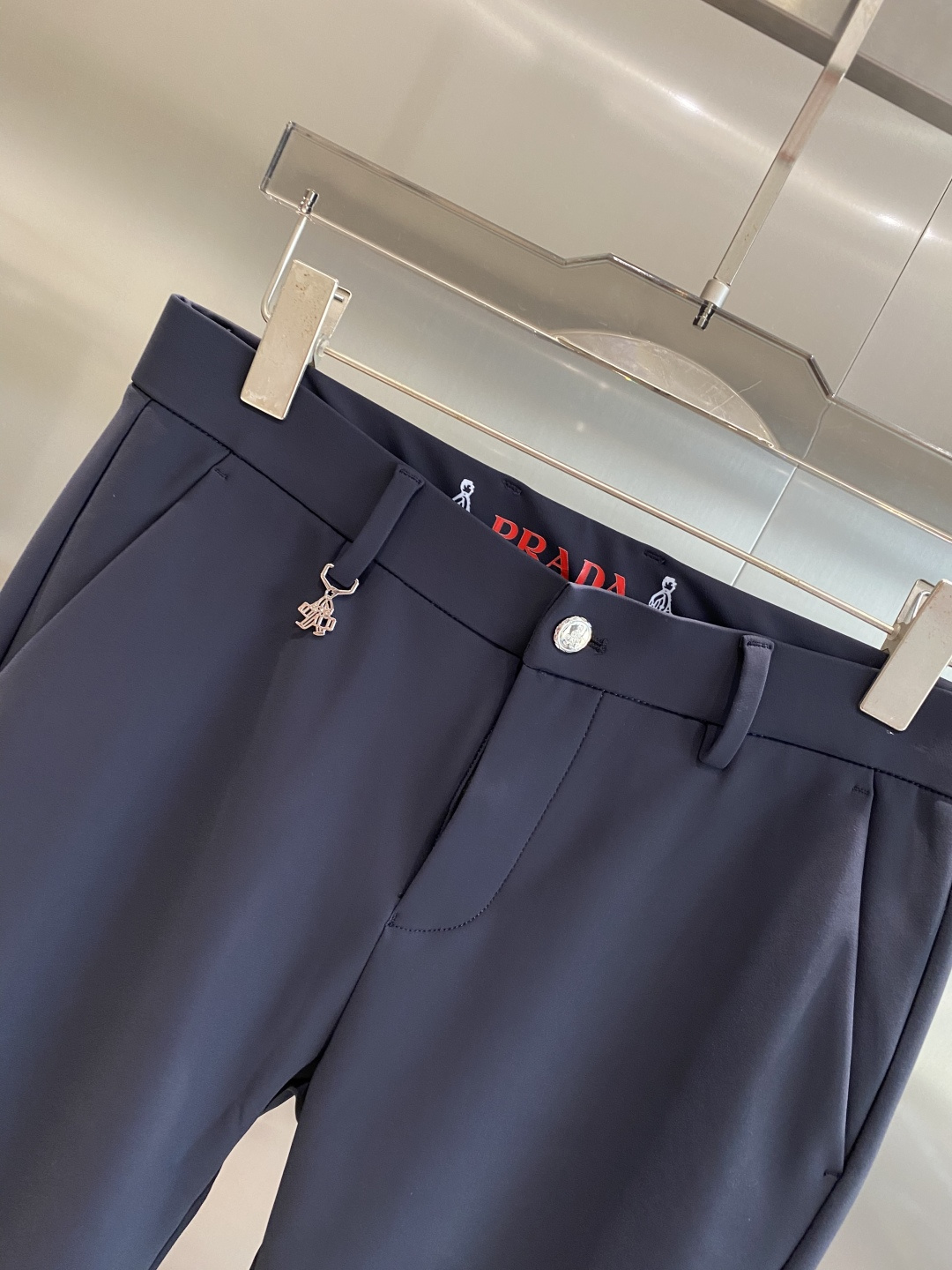 《🌾售后✅ 𝙉𝙚𝙬🤍🖤普家》2025秋冬新品休闲裤西裤，官网同步发售，裤身工艺设计，进口客供辅料、面料定