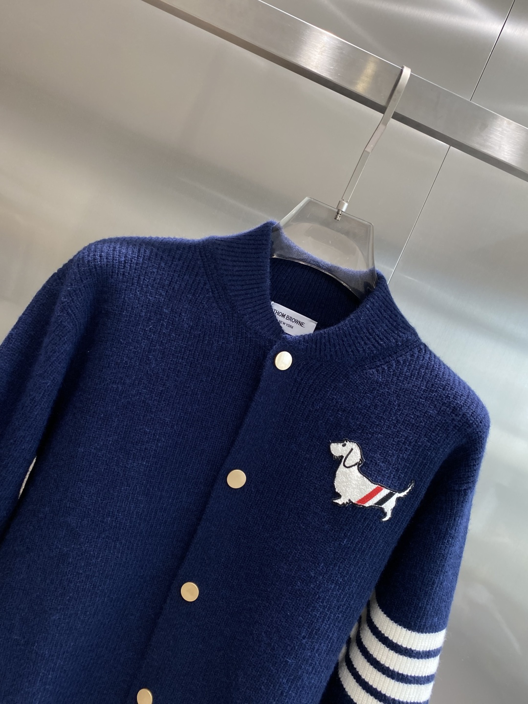 《🌾 𝙉𝙚𝙬🤍🖤TB家》2025秋冬新款男士羊毛针织开衫外套。专柜在售爆款单品，各大时尚买手明星人手一件