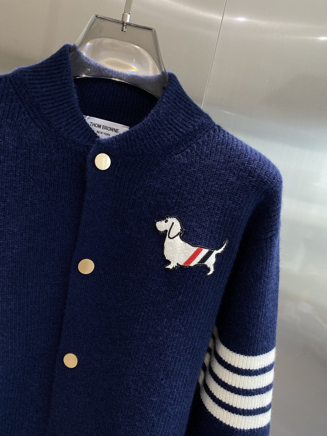 《🌾 𝙉𝙚𝙬🤍🖤TB家》2025秋冬新款男士羊毛针织开衫外套。专柜在售爆款单品，各大时尚买手明星人手一件