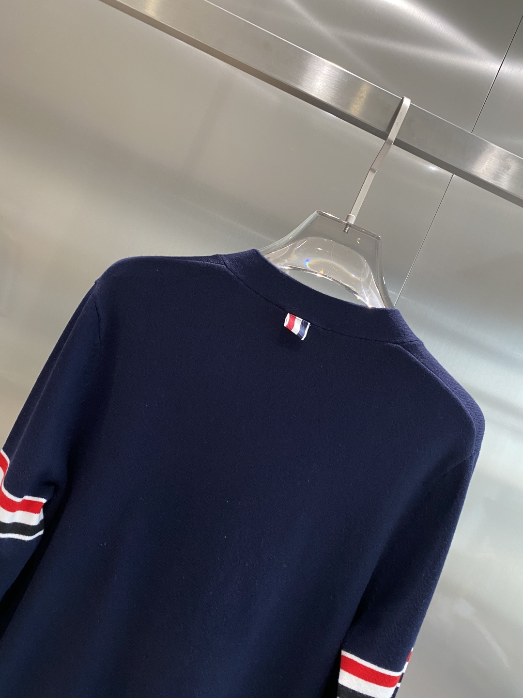 《🌾 𝙉𝙚𝙬🤍🖤TB家》25ss秋冬 最新最顶级开衫羊毛针织衫开衫毛衣，精致配色融合新款潮开衫，最顶级的