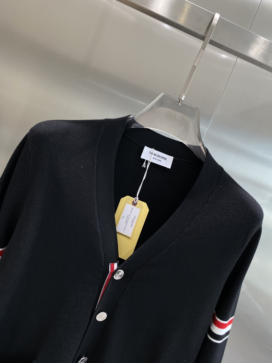 《🌾 𝙉𝙚𝙬🤍🖤TB家》25ss秋冬 最新最顶级开衫羊毛针织衫开衫毛衣，精致配色融合新款潮开衫，最顶级的