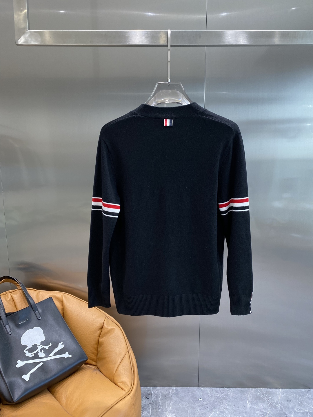 《🌾 𝙉𝙚𝙬🤍🖤TB家》25ss秋冬 最新最顶级开衫羊毛针织衫开衫毛衣，精致配色融合新款潮开衫，最顶级的