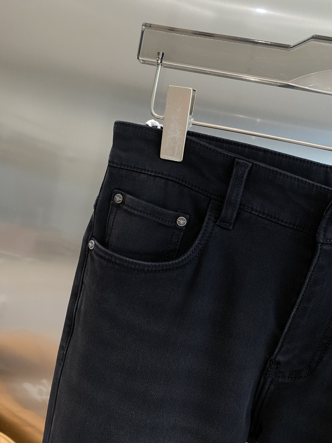 《𝙉𝙚𝙬🤍🖤迪家》2025最新品牛仔裤 专柜热销款 品味与价值共享 身穿着非常舒适 低调不失奢华 穿出去