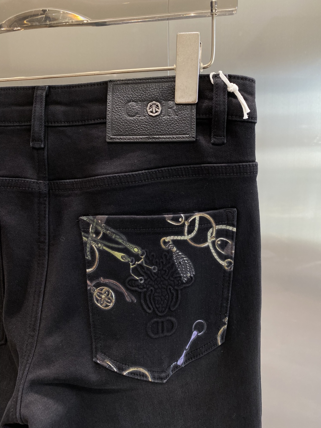 《𝙉𝙚𝙬🤍🖤迪家》25ss秋冬牛仔 超级有范儿的一款牛仔裤，定制原版水洗牛仔面料，独特设计，顶级工艺字母