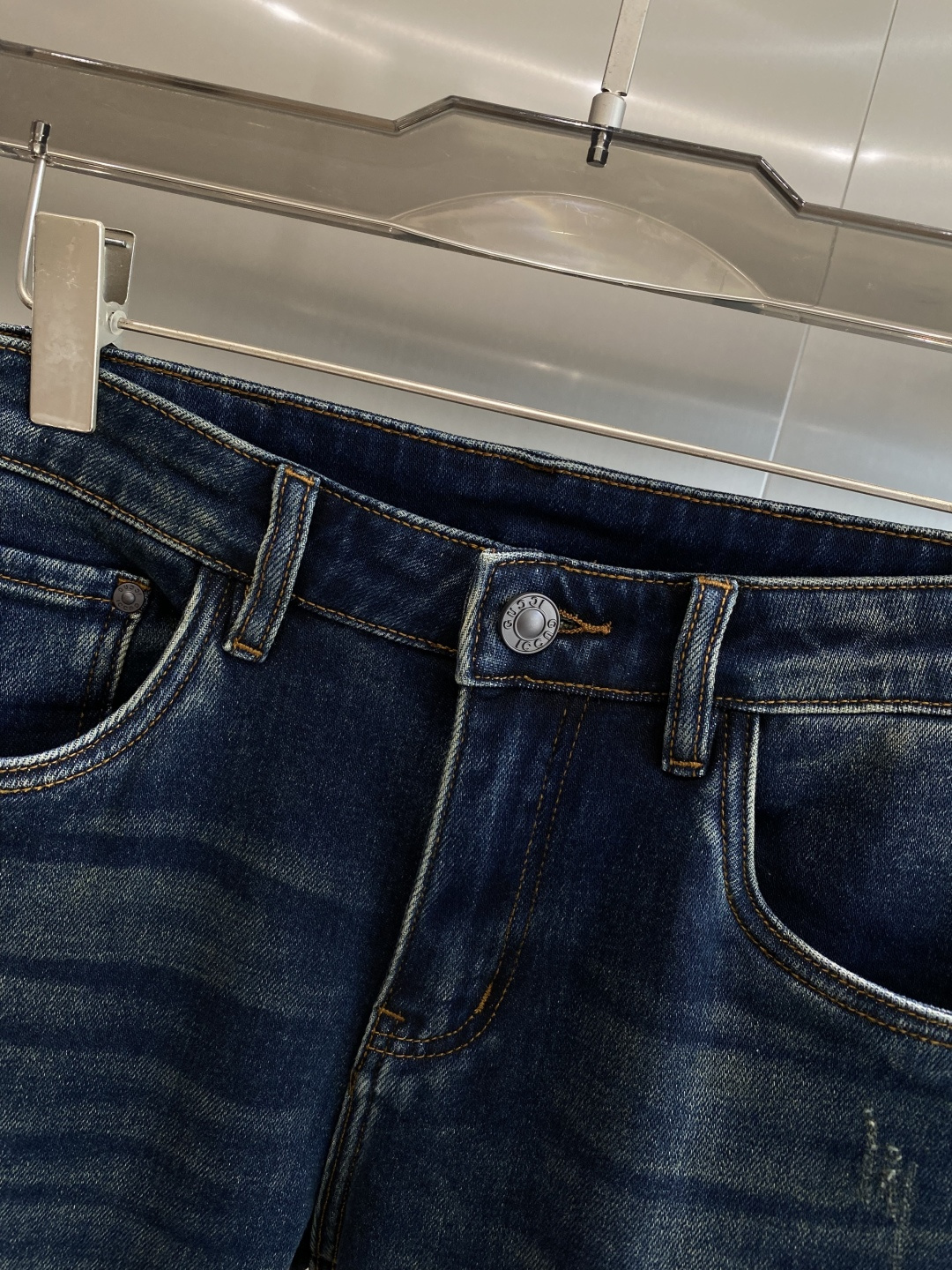 《𝙉𝙚𝙬🤍🖤古家》25ss秋冬牛仔 超级有范儿的一款牛仔裤，定制原版水洗牛仔面料，独特设计，顶级工艺字母