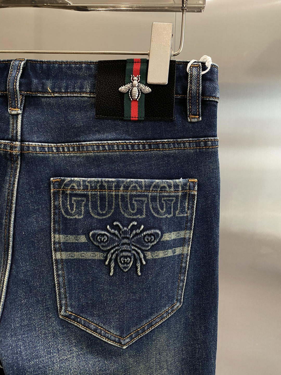 《𝙉𝙚𝙬🤍🖤古家》25ss秋冬牛仔 超级有范儿的一款牛仔裤，定制原版水洗牛仔面料，独特设计，顶级工艺字母