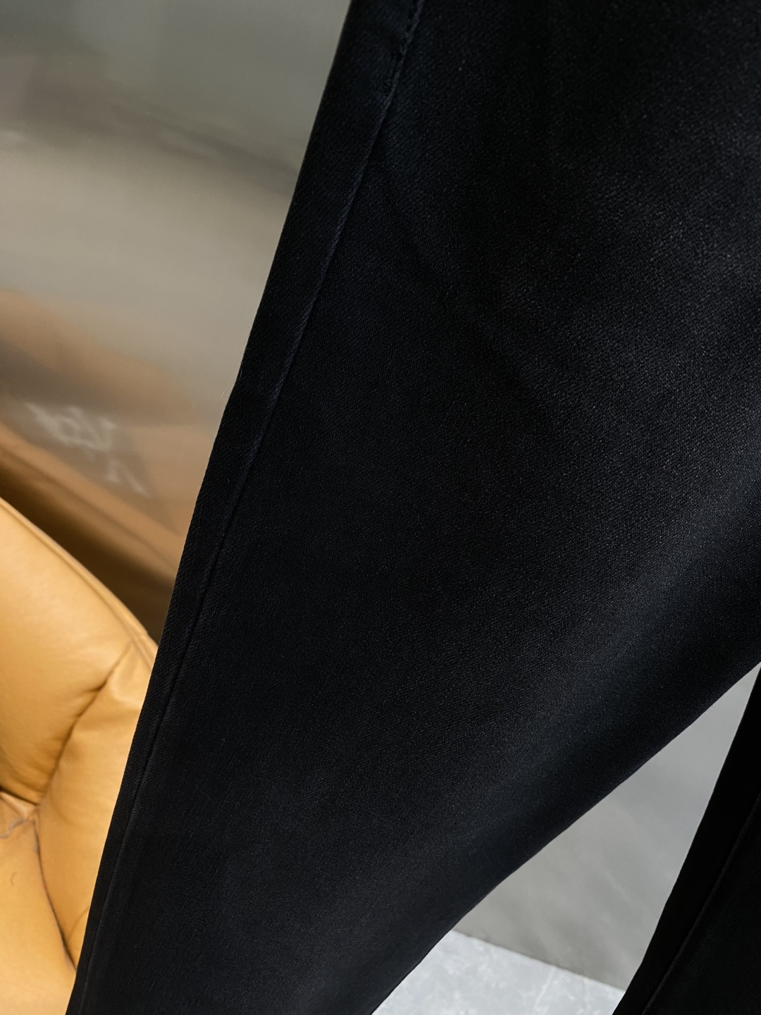 《𝙉𝙚𝙬🤍🖤芬家》25ss秋冬牛仔 超级有范儿的一款牛仔裤，定制原版水洗牛仔面料，独特设计，顶级工艺字母