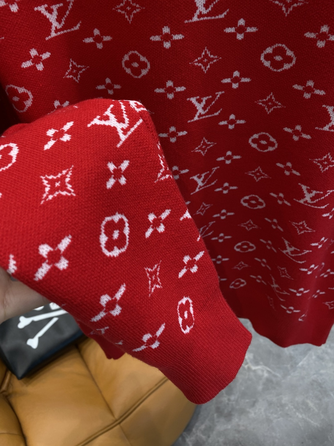 🌾 新年中国红系列♥️♥️♥️《𝙉𝙚𝙬🤍🖤驴家》2025ss秋冬新品时尚休闲打底单穿圆领商务休闲基础高档