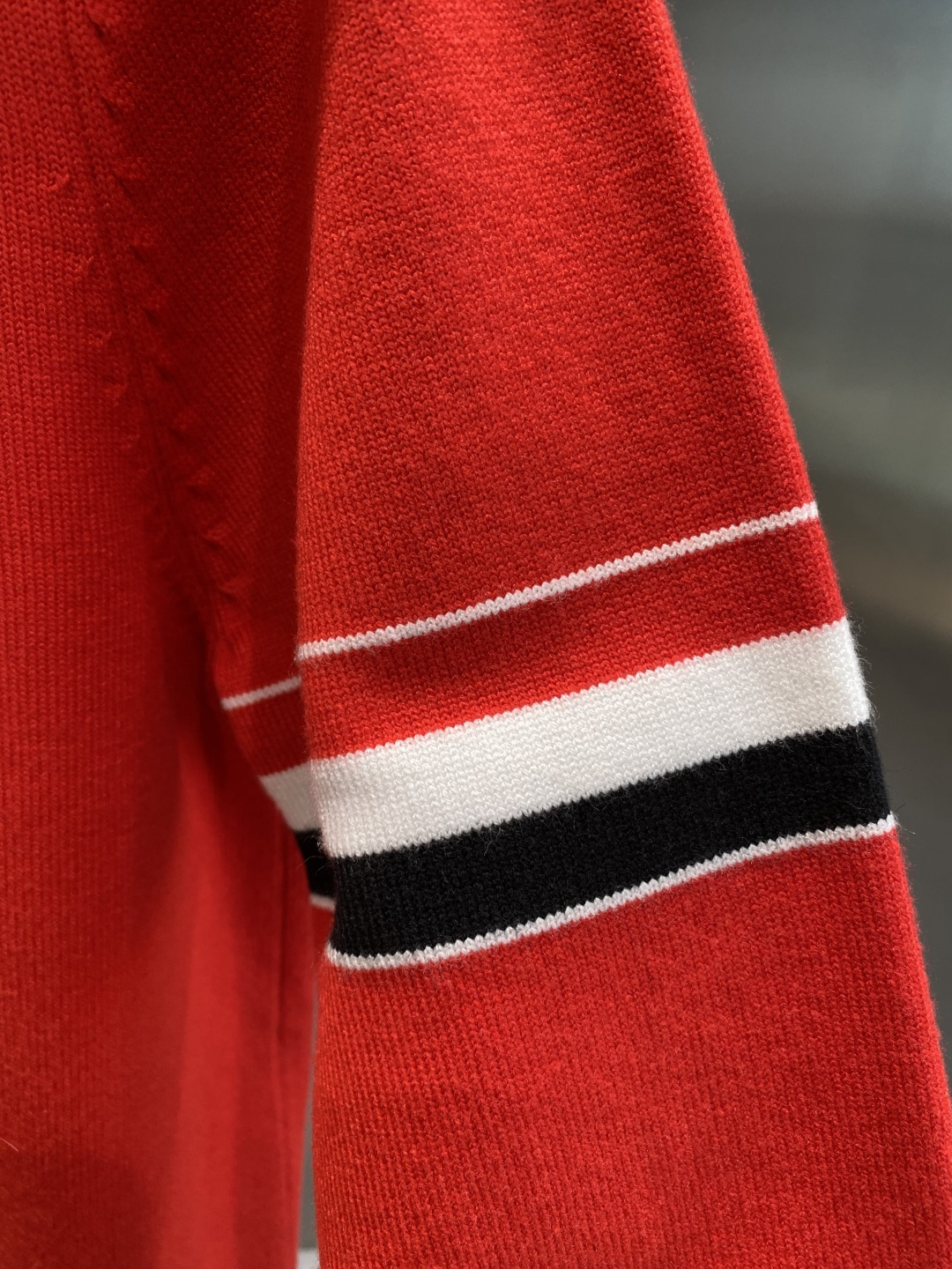 🌾 新年中国红系列♥️♥️♥️《𝙉𝙚𝙬🤍🖤TB家》2025ss秋冬新品时尚休闲打底单穿圆领商务休闲基础高