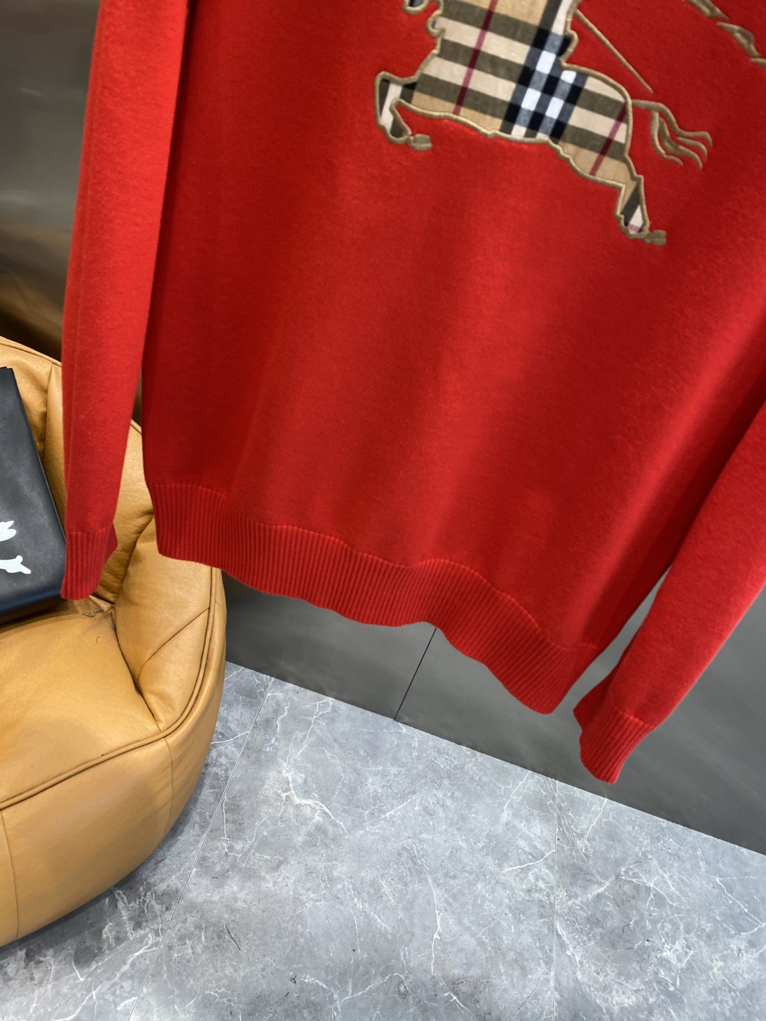 🌾 新年中国红系列♥️♥️♥️《𝙉𝙚𝙬🤍🖤巴家》2025ss秋冬新品时尚休闲打底单穿圆领商务休闲基础高档