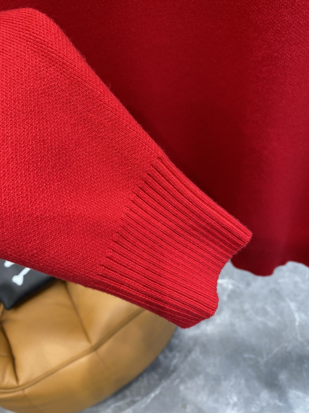 🌾 新年中国红系列♥️♥️♥️《𝙉𝙚𝙬🤍🖤驴家》2025ss秋冬新品时尚休闲打底单穿圆领商务休闲基础高档