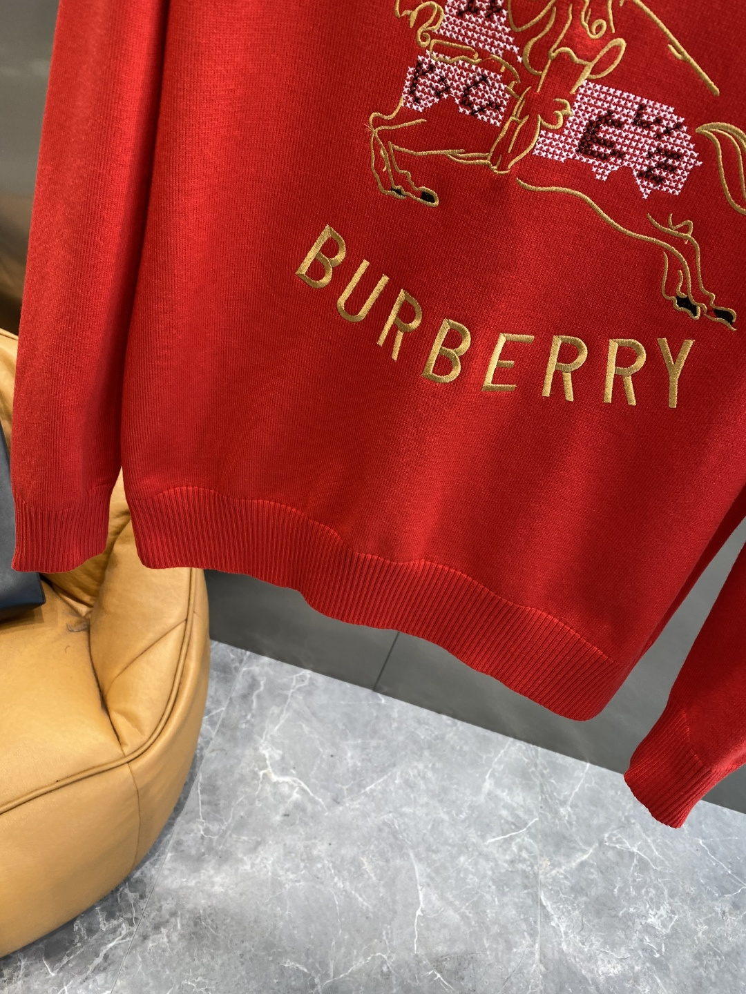 🌾 新年中国红系列♥️♥️♥️《𝙉𝙚𝙬🤍🖤巴家》2025ss秋冬新品时尚休闲打底单穿圆领商务休闲基础高档