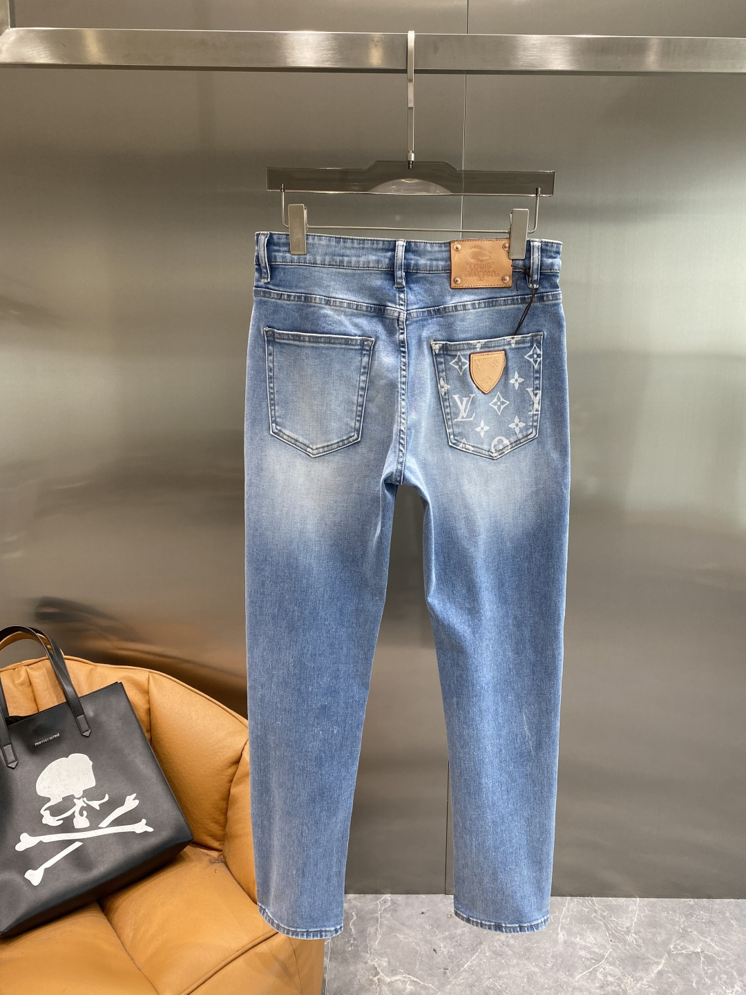 P135 《𝙉𝙚𝙬🤍🖤驴家》 2026 primavera nueva colección de jeans más reciente, artículo de mostrador de gran venta, comparti…