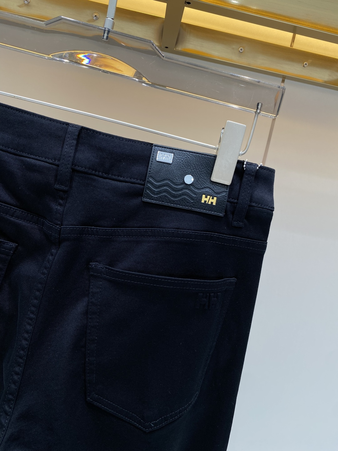 🌾售后✅《𝙉𝙚𝙬🤍🖤HH家》2026最新品牛仔裤 专柜热销款 品味与价值共享 身穿着非常舒适 低调不失奢