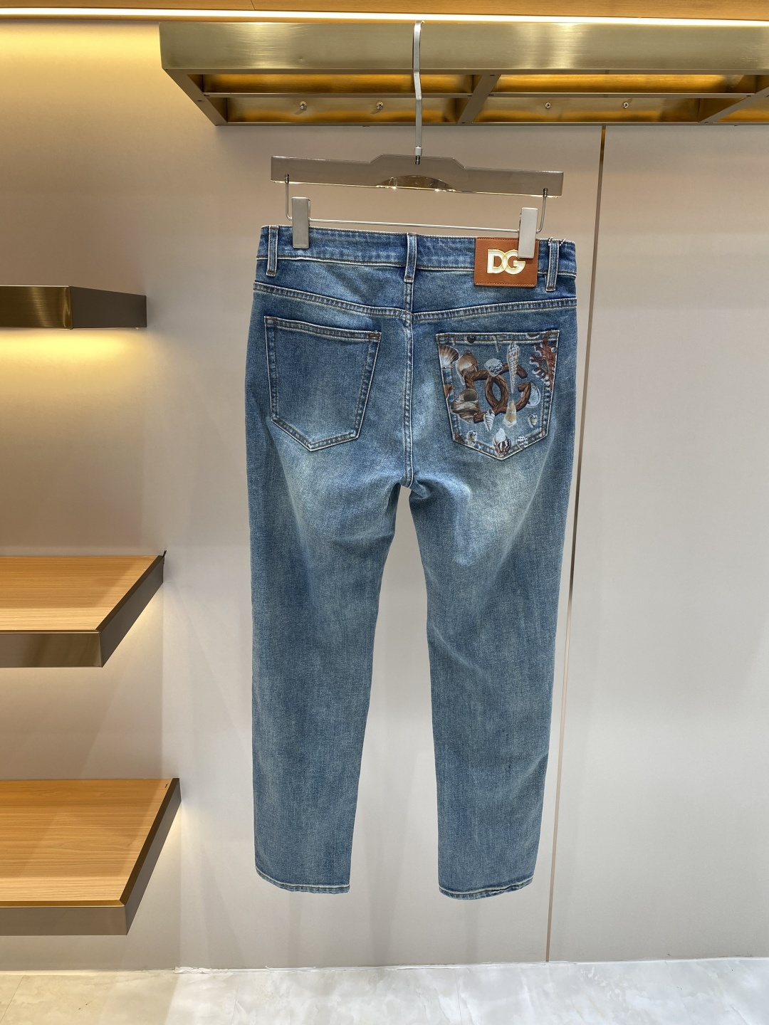🌾售后✅《𝙉𝙚𝙬🤍🖤DG家》2026最新品牛仔裤 专柜热销款 品味与价值共享 身穿着非常舒适 低调不失奢