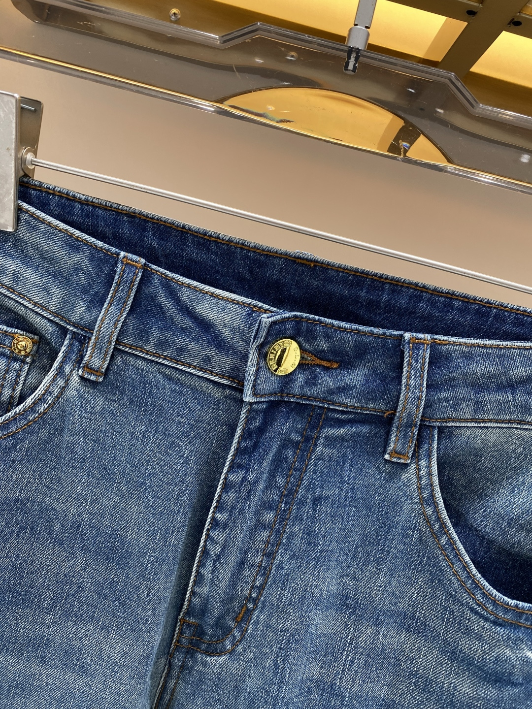 🌾售后✅《𝙉𝙚𝙬🤍🖤DG家》2026最新品牛仔裤 专柜热销款 品味与价值共享 身穿着非常舒适 低调不失奢