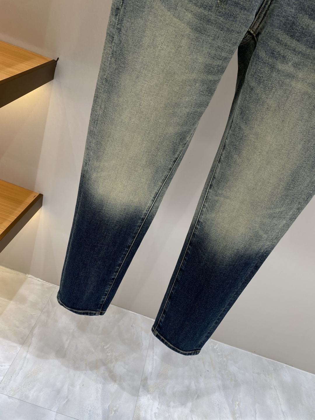 《𝙉𝙚𝙬🖤❤️驴家》2026春款重工水洗休闲牛仔裤，进口原版水洗弹力面料，舒适有弹性，独特设计，版型超正