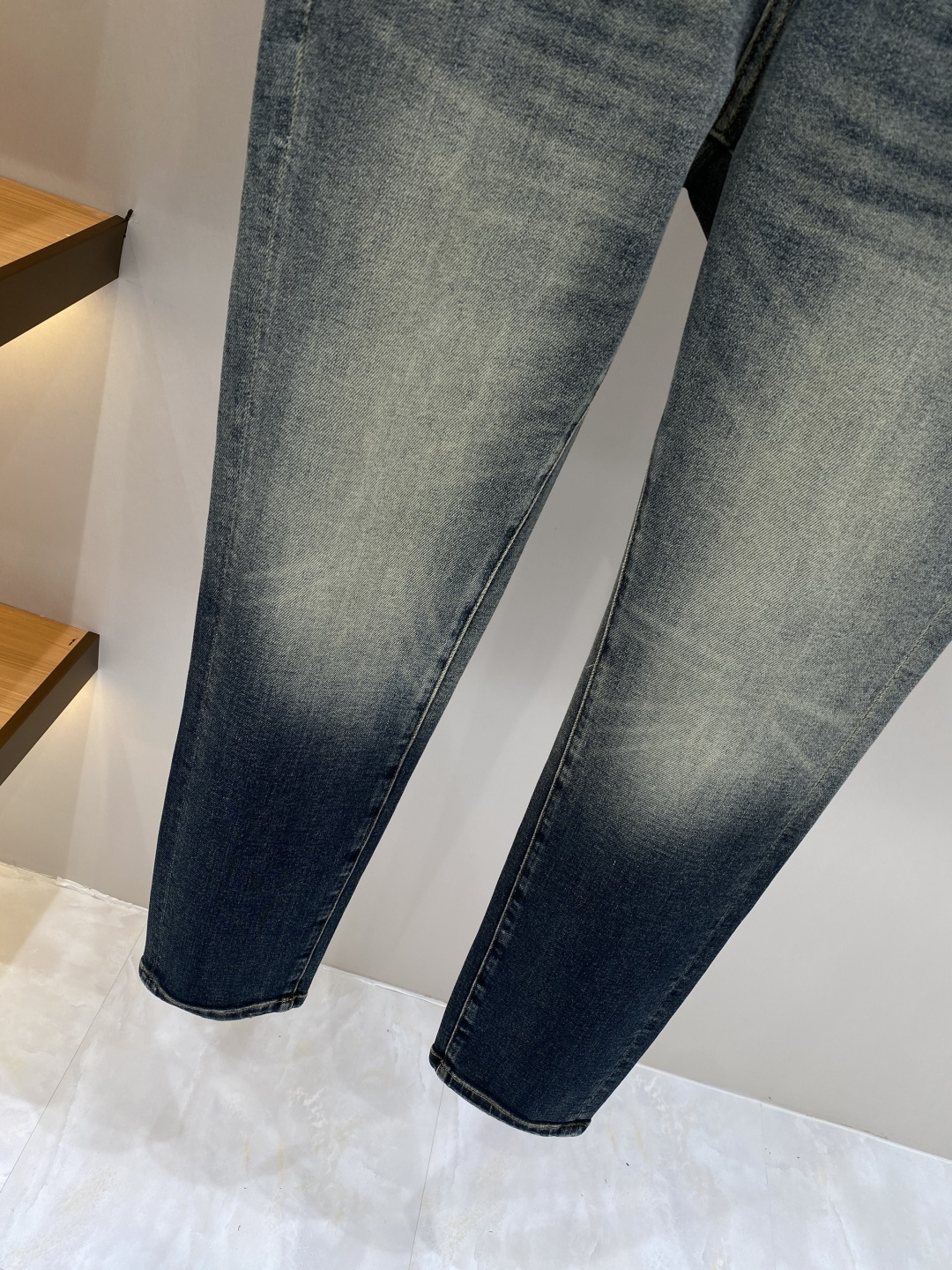 《𝙉𝙚𝙬🖤❤️驴家》2026春款重工水洗休闲牛仔裤，进口原版水洗弹力面料，舒适有弹性，独特设计，版型超正
