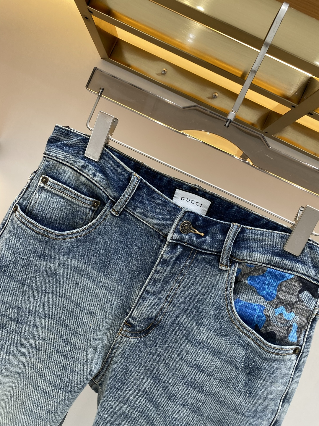 《𝙉𝙚𝙬🖤❤️古家》2026春款重工水洗休闲牛仔裤，进口原版水洗弹力面料，舒适有弹性，独特设计，版型超正