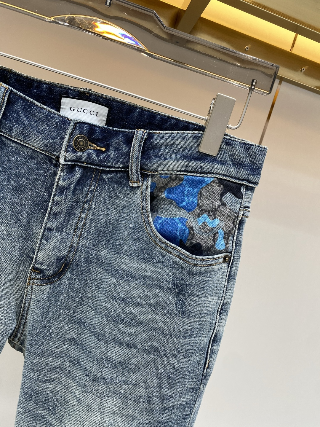 《𝙉𝙚𝙬🖤❤️古家》2026春款重工水洗休闲牛仔裤，进口原版水洗弹力面料，舒适有弹性，独特设计，版型超正