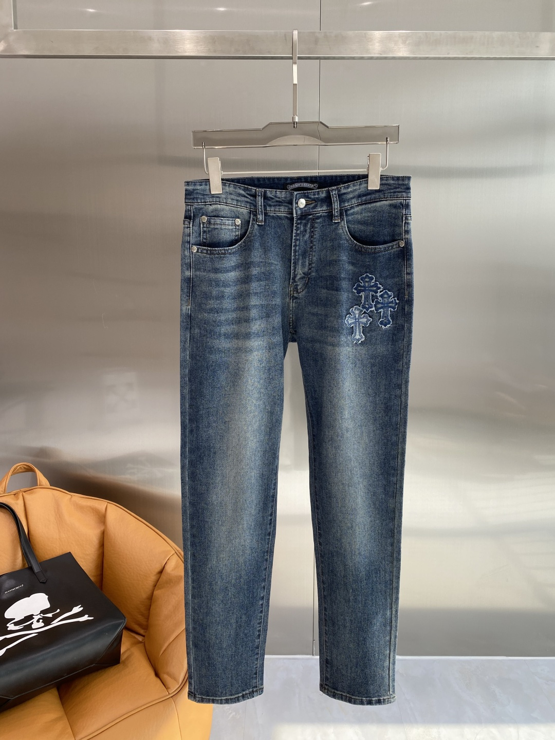 NO:730040,Support after-sales service after the year 'Kejia' 2026 spring style washed casual jeans, imported original washed stretch fabric, comfortable and elastic, unique design, super correct fit, comfortable and breathable, extremely high grade, counter quality, handsome upper body, size 29-36 next day,,jeans,19860909支持年后售后 《克家》 2026春款水洗休闲牛仔裤,进口原版水洗弹力面料,舒适有弹性,独特设计,版型超正,舒适透气,档次极高,专柜品质,上身帅气十足,码数29-36隔天,,jeans,,Men's clothing