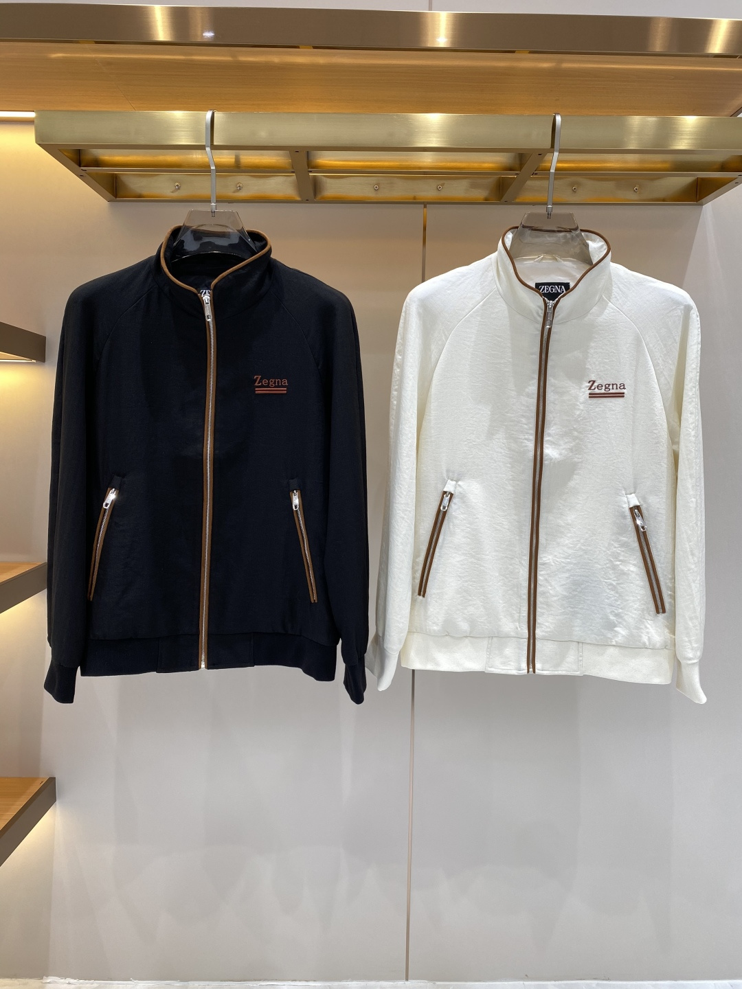 NO:730109,Support the after-sales service after the year. 'Zegna' 2026ss early spring new release jacket jacket, hot style, comfortable and slim when worn, lazy and casual, combined with clean and simple colors, it is particularly attractive, size M-3XL next day,,zegna,jackets & coats,jackets & coats,19860909支持年后售后 《杰尼家》 2026ss早春新款发布 夹克外套,爆款穿上就是舒适自在又显瘦的存在,慵懒而随性,结合干净简单的色系就特别耐看, 尺码M-3XL 隔天,,zegna,jackets & coats,jackets & coats,,Men's clothing