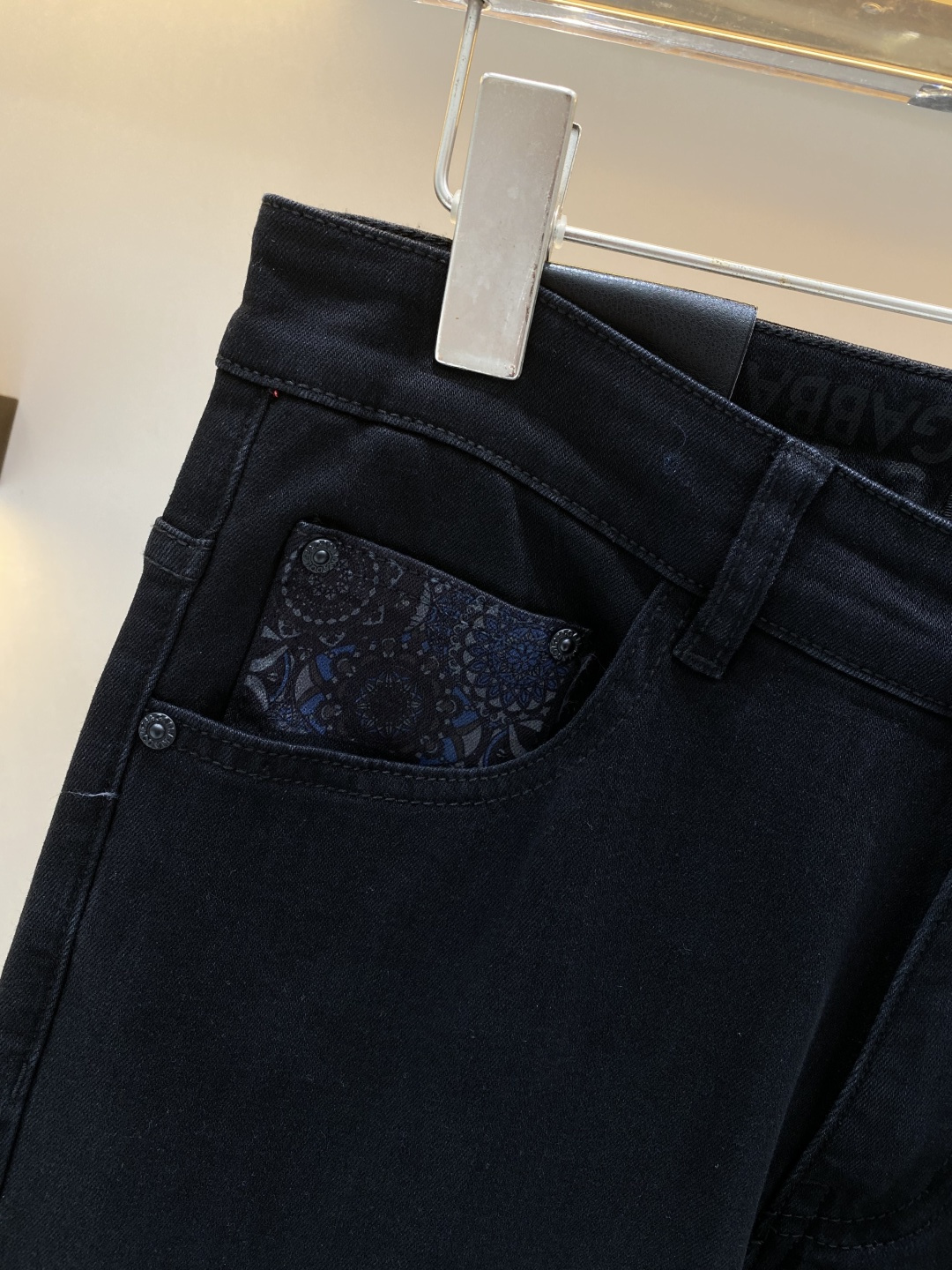 支持年后售后✅《𝙉𝙚𝙬🖤❤️DG家》2026春款爆款新品 有售 实体店极品牛仔裤 原版好货，市场最高版本