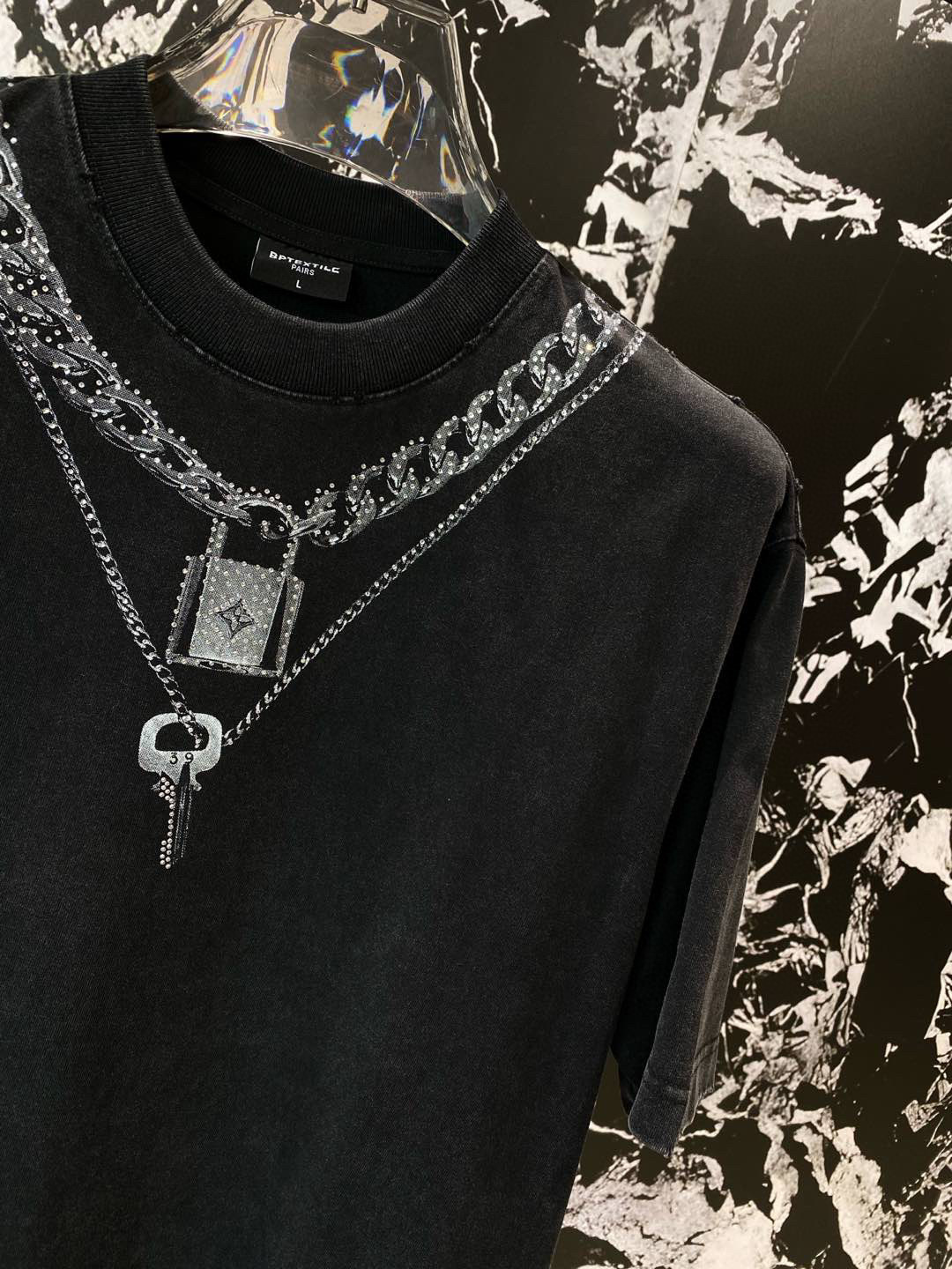 断码清仓：XL 偏大一码🧧福利价：130/2件P 不退不换