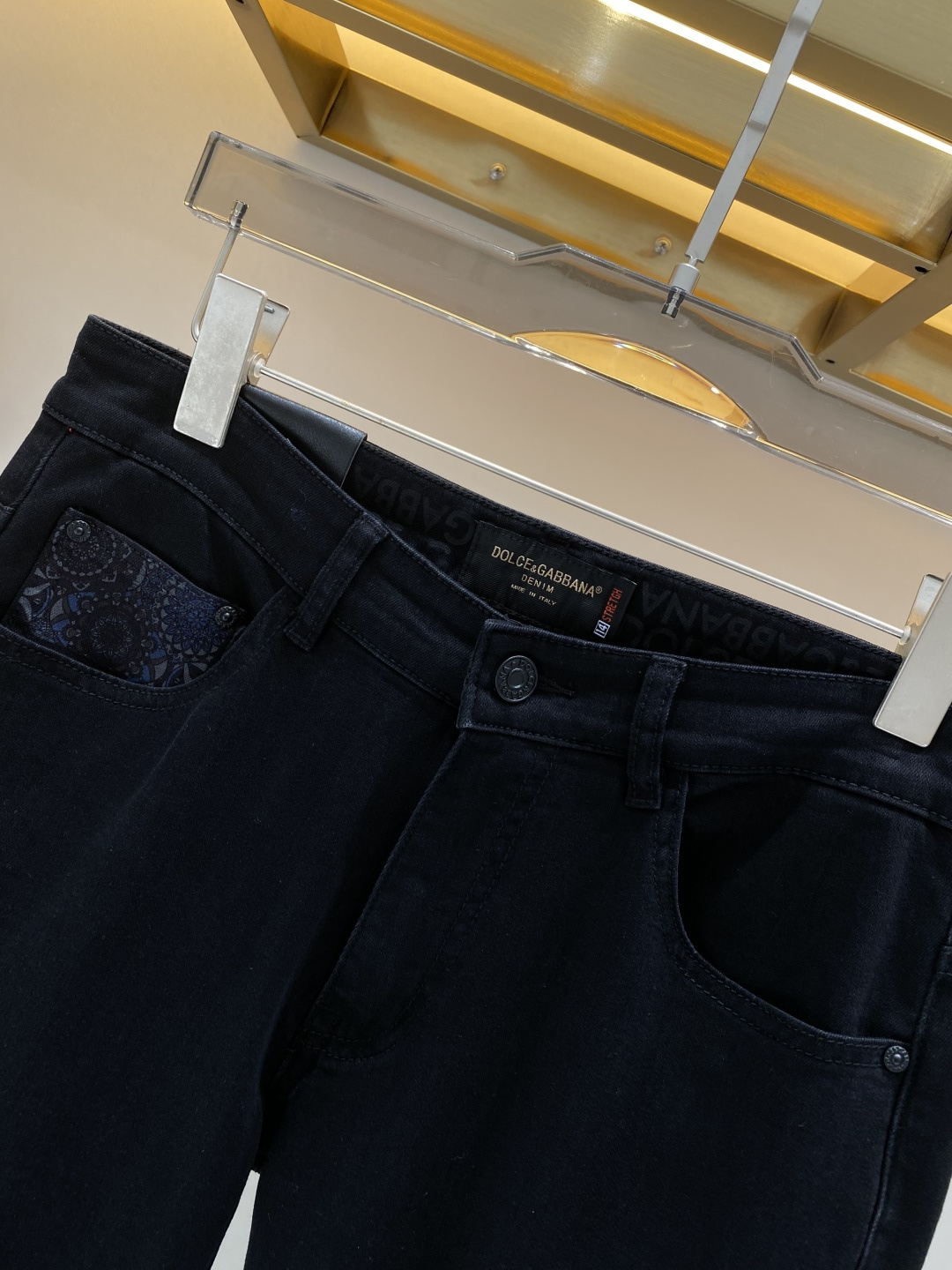 支持年后售后✅《𝙉𝙚𝙬🖤❤️DG家》2026春款爆款新品 有售 实体店极品牛仔裤 原版好货，市场最高版本