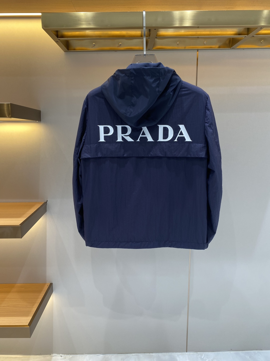 《𝙉𝙚𝙬🖤❤️普家》2026ss早春新款发布 夹克外套，爆款穿上就是舒适自在又显瘦的存在，慵懒而随性，结