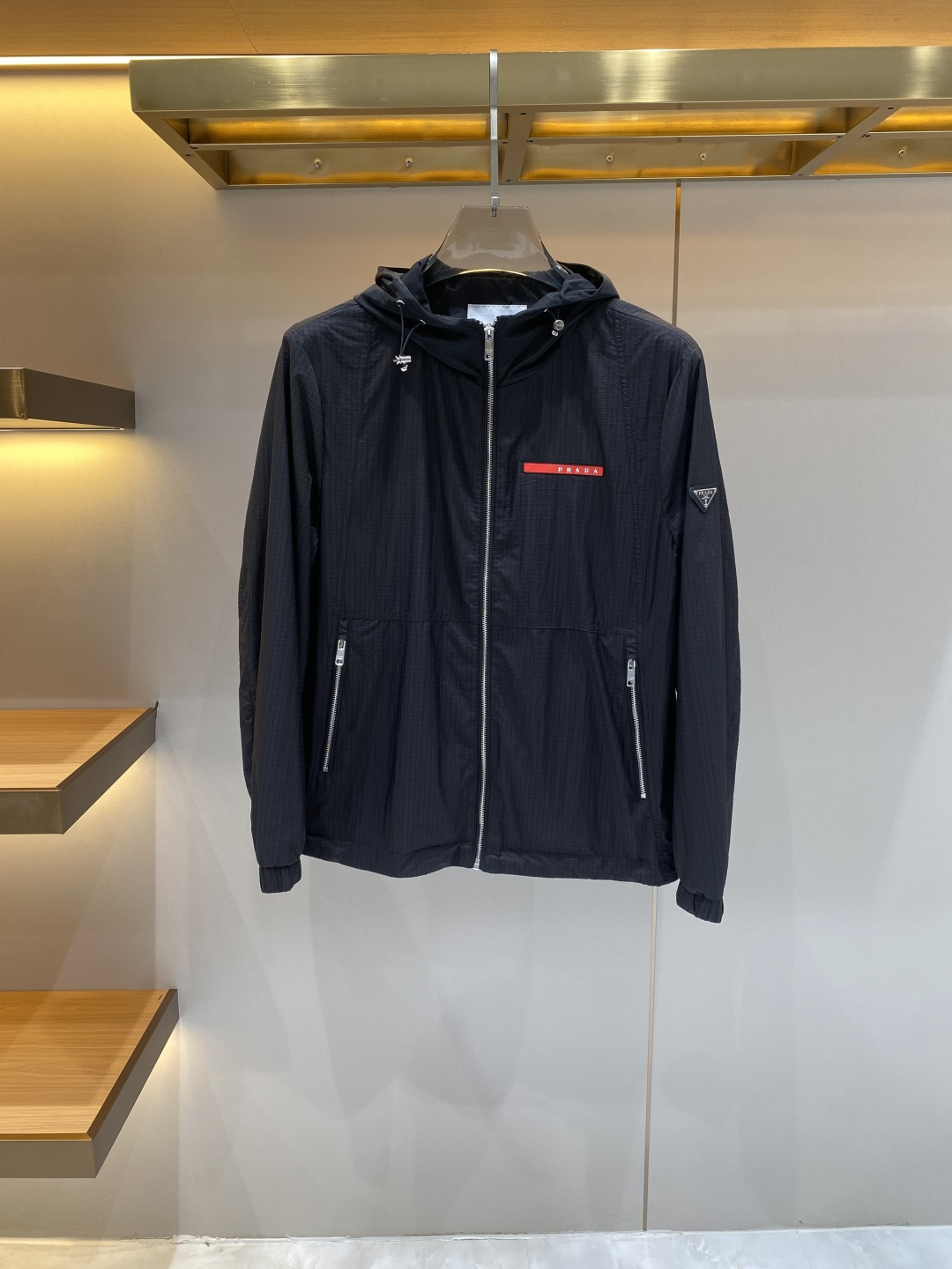 《𝙉𝙚𝙬🖤❤️普家》2026ss早春新款发布 夹克外套，爆款穿上就是舒适自在又显瘦的存在，慵懒而随性，结