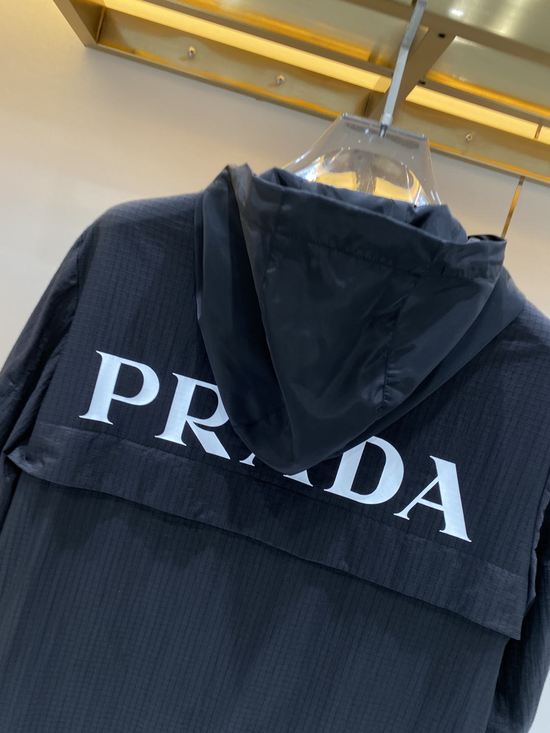 《𝙉𝙚𝙬🖤❤️普家》2026ss早春新款发布 夹克外套，爆款穿上就是舒适自在又显瘦的存在，慵懒而随性，结