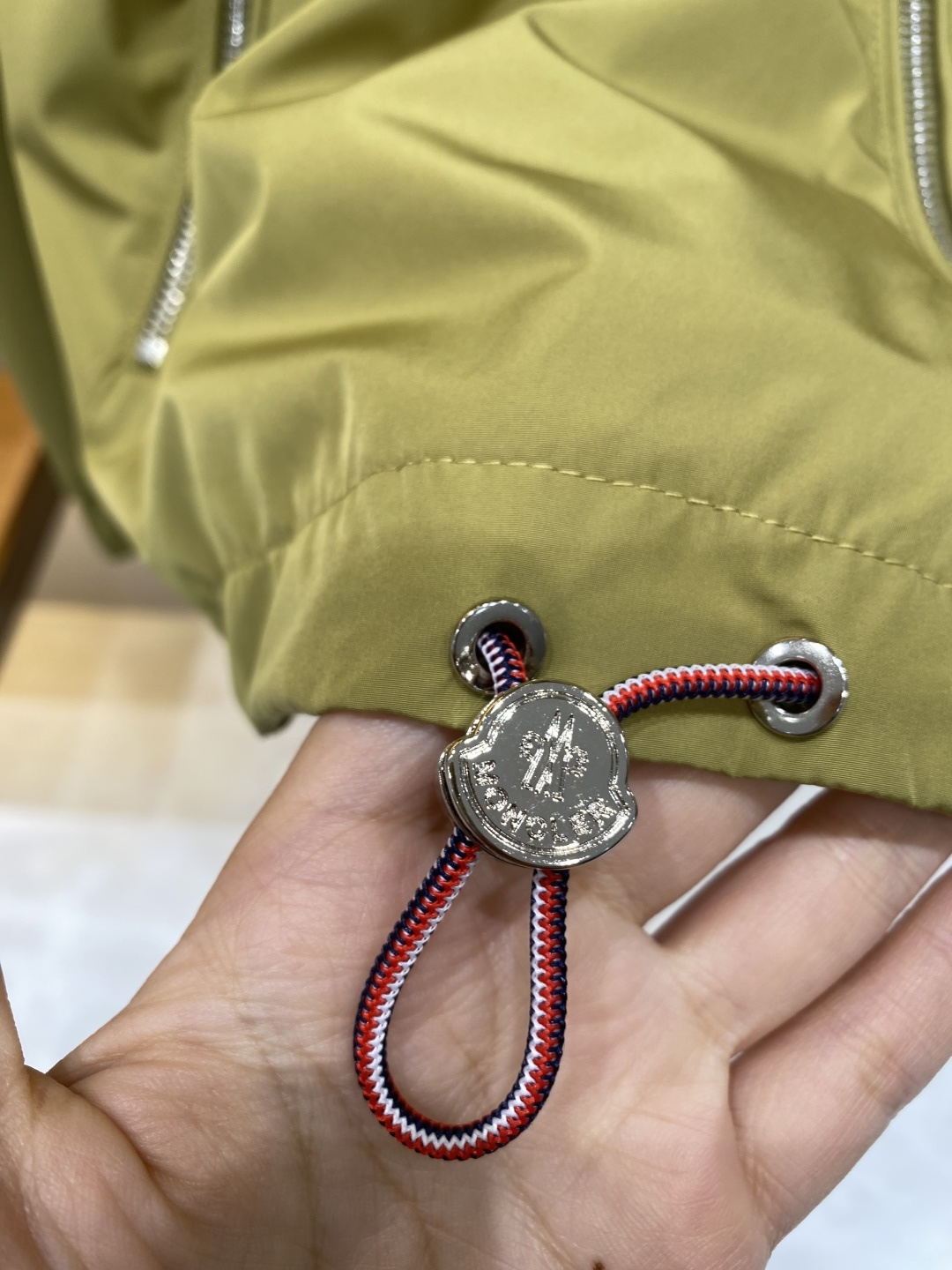 《𝙉𝙚𝙬🖤❤️蒙家》2026ss官网同款，早春新款男士夹克外套，时尚休闲高端版本！专柜定制面料 透气舒适