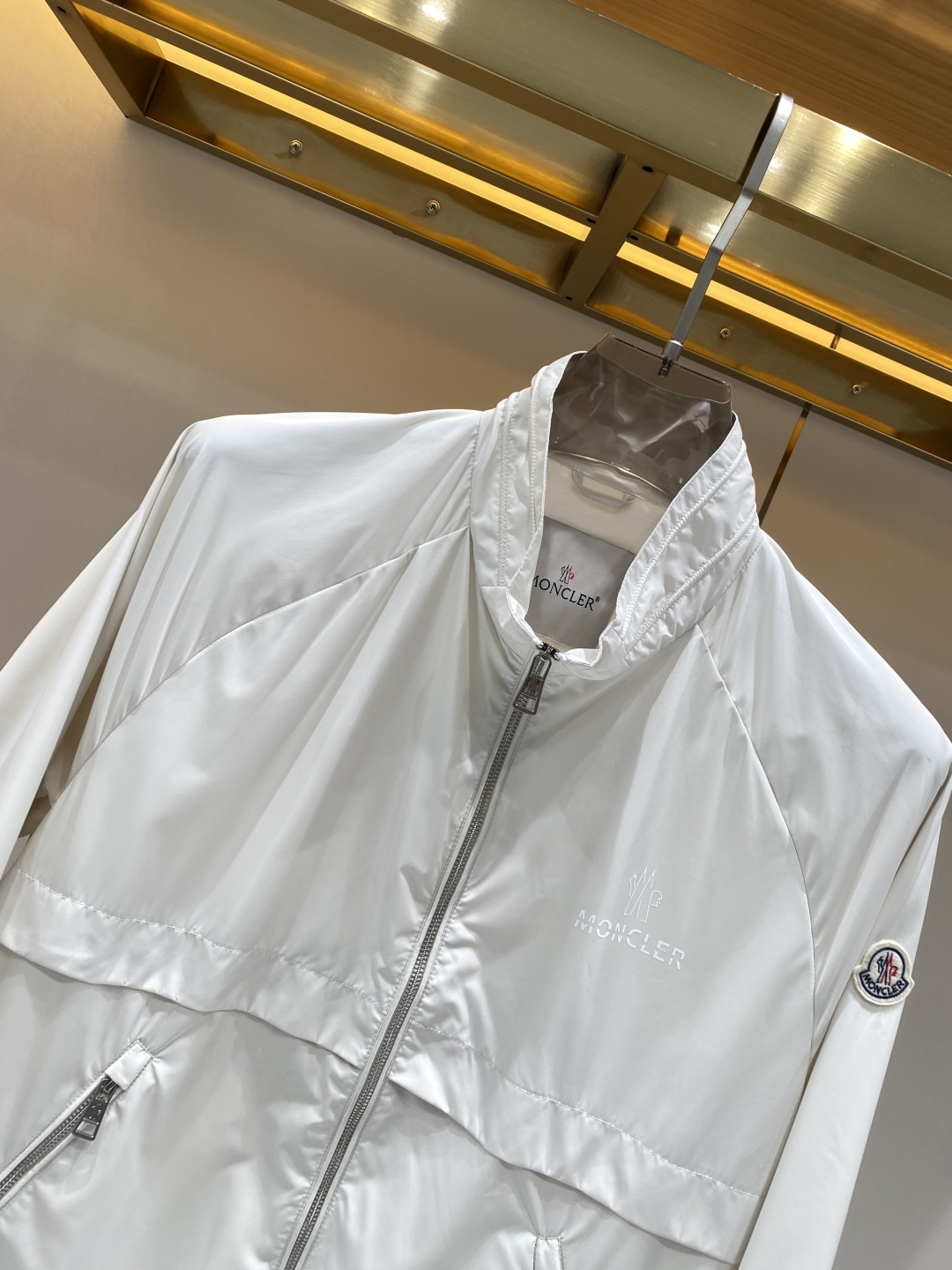 《𝙉𝙚𝙬🖤❤️蒙家》2026ss官网同款，早春新款男士夹克外套，时尚休闲高端版本！专柜定制面料 透气舒适