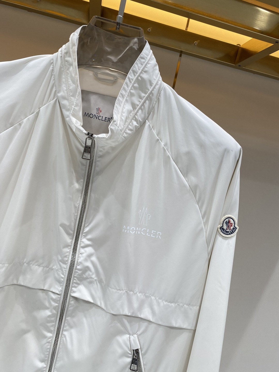 《𝙉𝙚𝙬🖤❤️蒙家》2026ss官网同款，早春新款男士夹克外套，时尚休闲高端版本！专柜定制面料 透气舒适