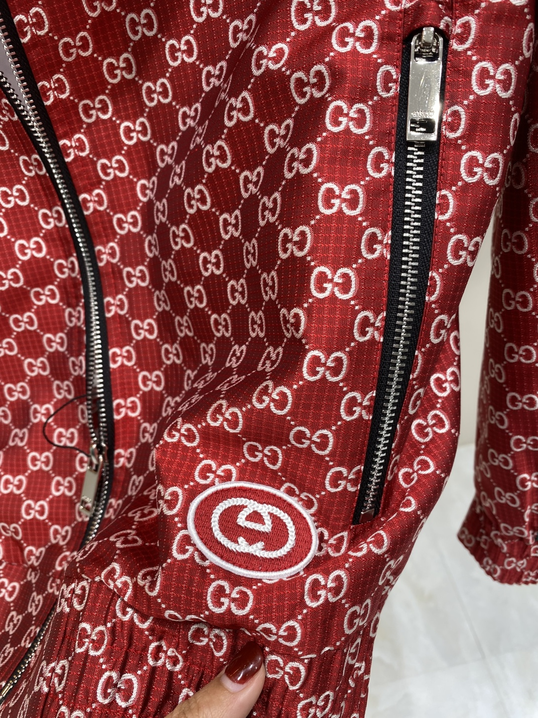 《𝙉𝙚𝙬🖤❤️古家》2026ss官网同款，早春新款男士夹克外套，时尚休闲高端版本！专柜定制面料 透气舒适