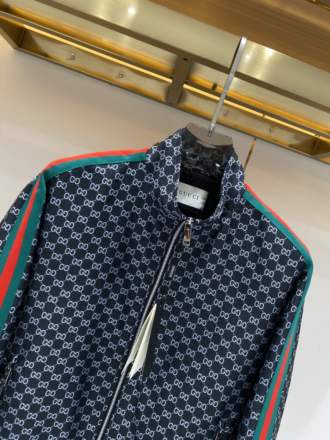 《𝙉𝙚𝙬🖤❤️古家》2026ss官网同款，早春新款男士夹克外套，时尚休闲高端版本！专柜定制面料 透气舒适