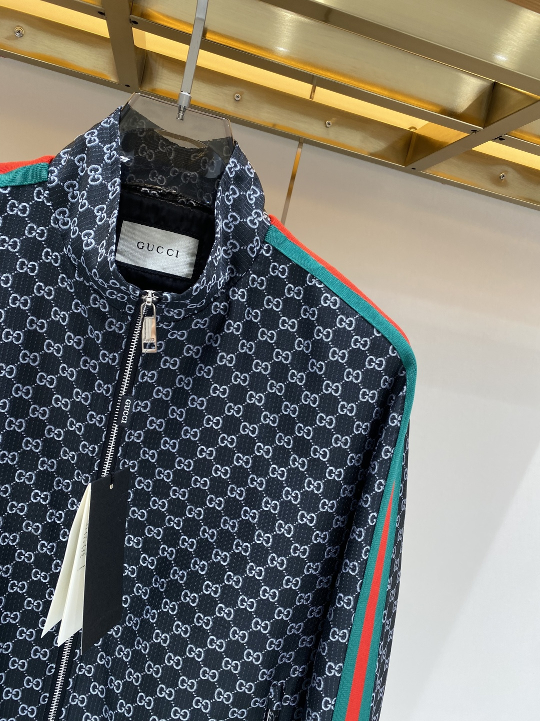 《𝙉𝙚𝙬🖤❤️古家》2026ss官网同款，早春新款男士夹克外套，时尚休闲高端版本！专柜定制面料 透气舒适