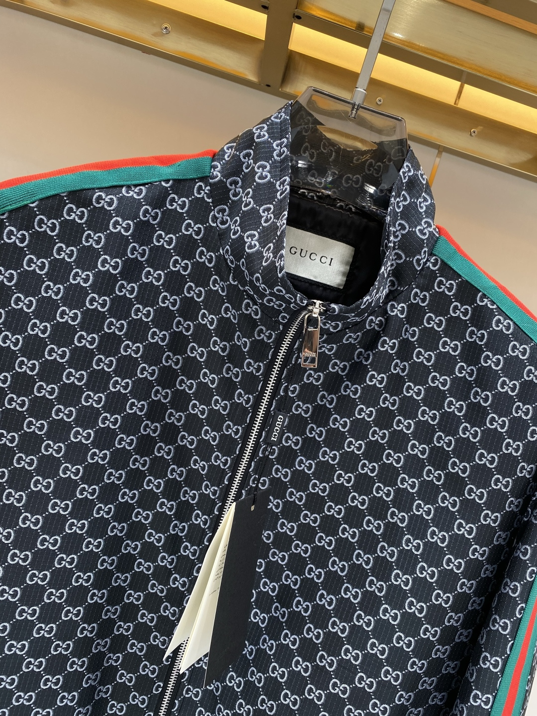 《𝙉𝙚𝙬🖤❤️古家》2026ss官网同款，早春新款男士夹克外套，时尚休闲高端版本！专柜定制面料 透气舒适