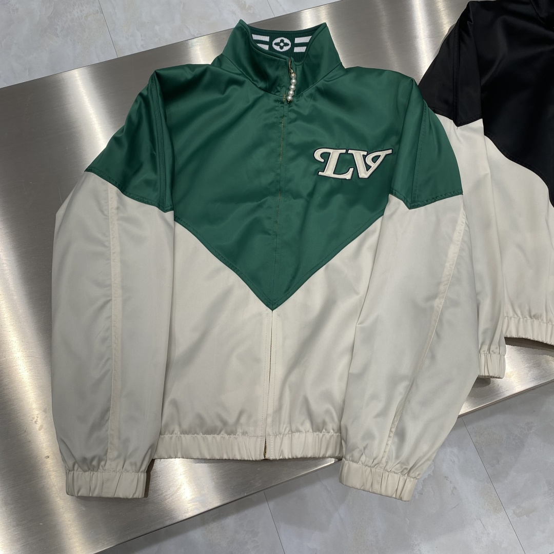 《𝙉𝙚𝙬🖤❤️驴家》2026ss官网同款，早春新款男士夹克外套，时尚休闲高端版本！专柜定制面料 透气舒适