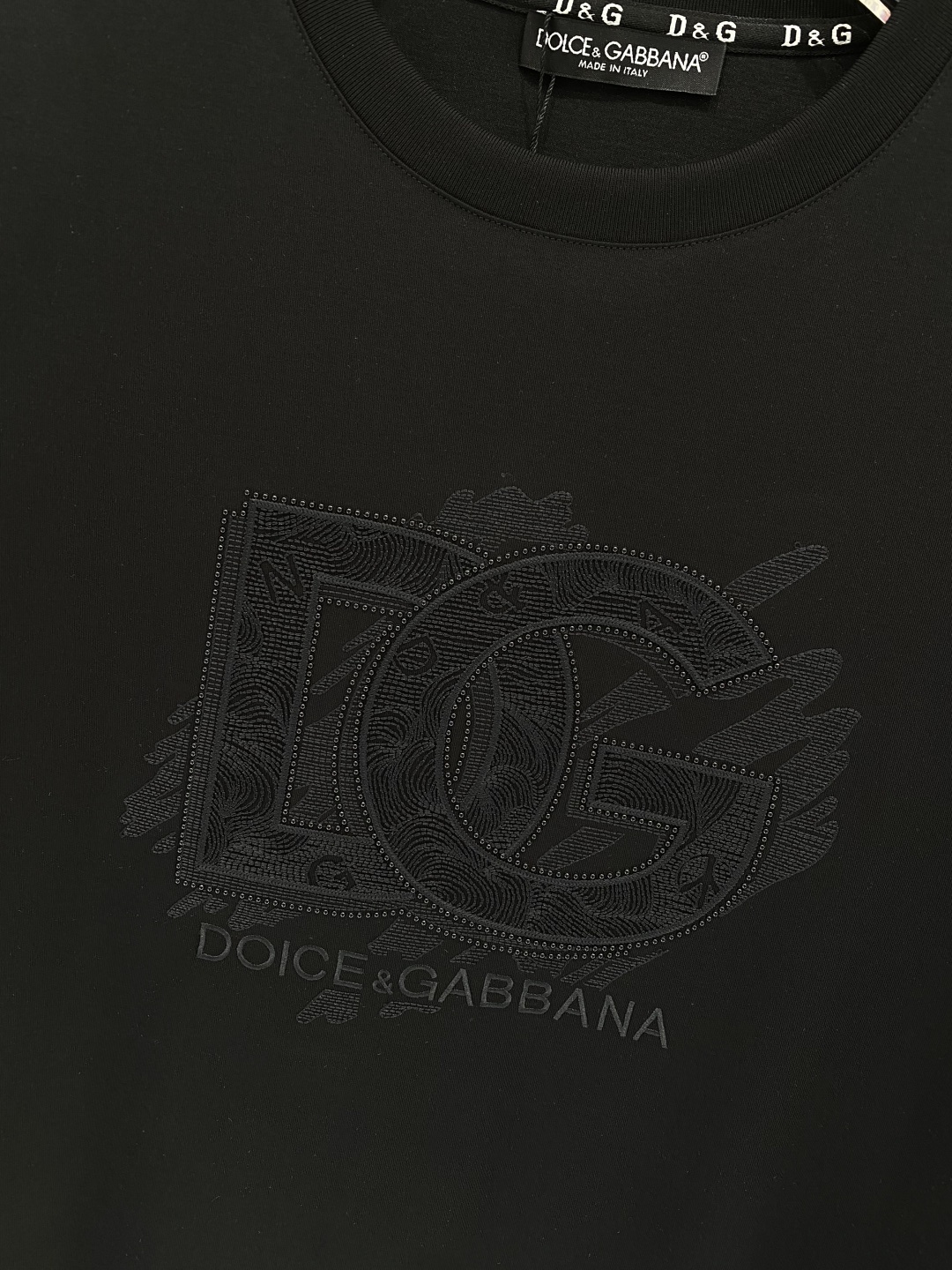 《𝙉𝙚𝙬🖤❤️DG家》2026新款首发专柜最新款短袖圆领T恤 高端订制 设计前卫时尚！品牌logo工艺设