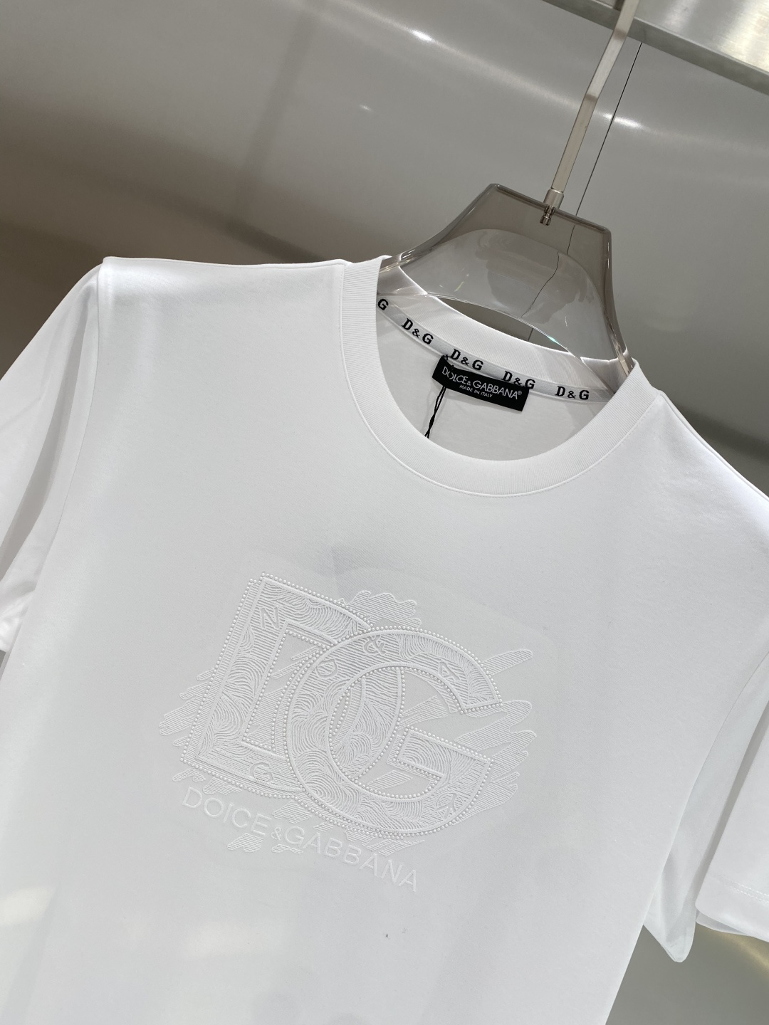 《𝙉𝙚𝙬🖤❤️DG家》2026新款首发专柜最新款短袖圆领T恤 高端订制 设计前卫时尚！品牌logo工艺设